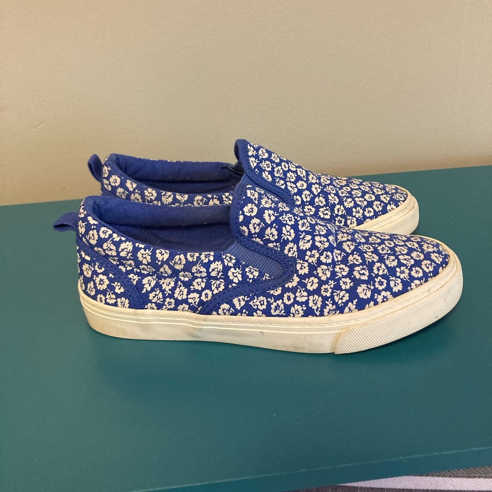 GAP floral slip on sneakers 1